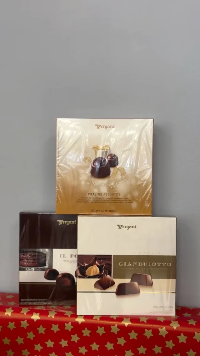 È arrivato il momento più dolce dell’anno 😋😍 per la dieta ci pensiamo a gennaio 😜  #golosita #dolcitentazioni #cioccolato #sweet #shoppingclublaperla